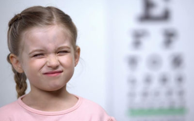 Miopia bambini: cause, sintomi, evoluzione e soluzioni per rallentarla