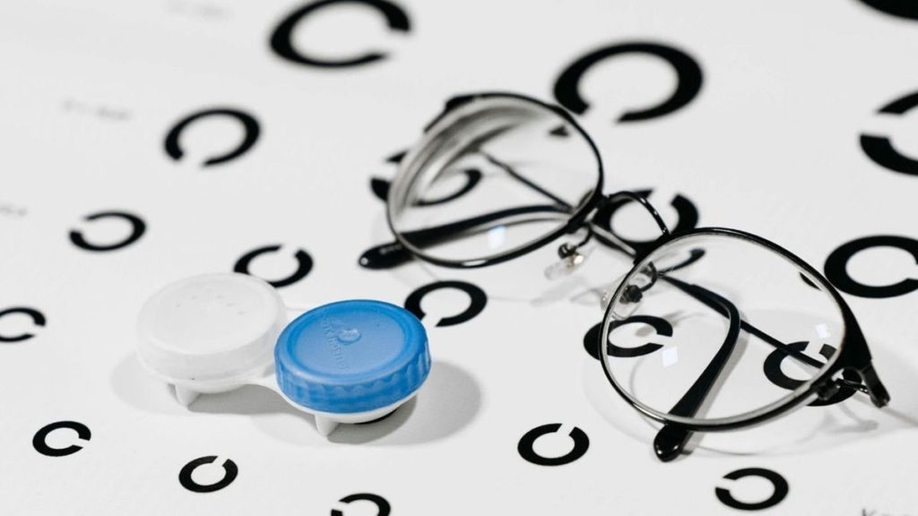 Lenti a contatto per miopia, ipermetropia e astigmatismo